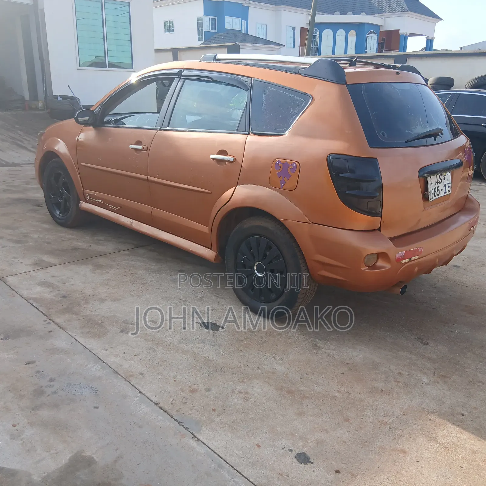 Pontiac Vibe 2007 Orange