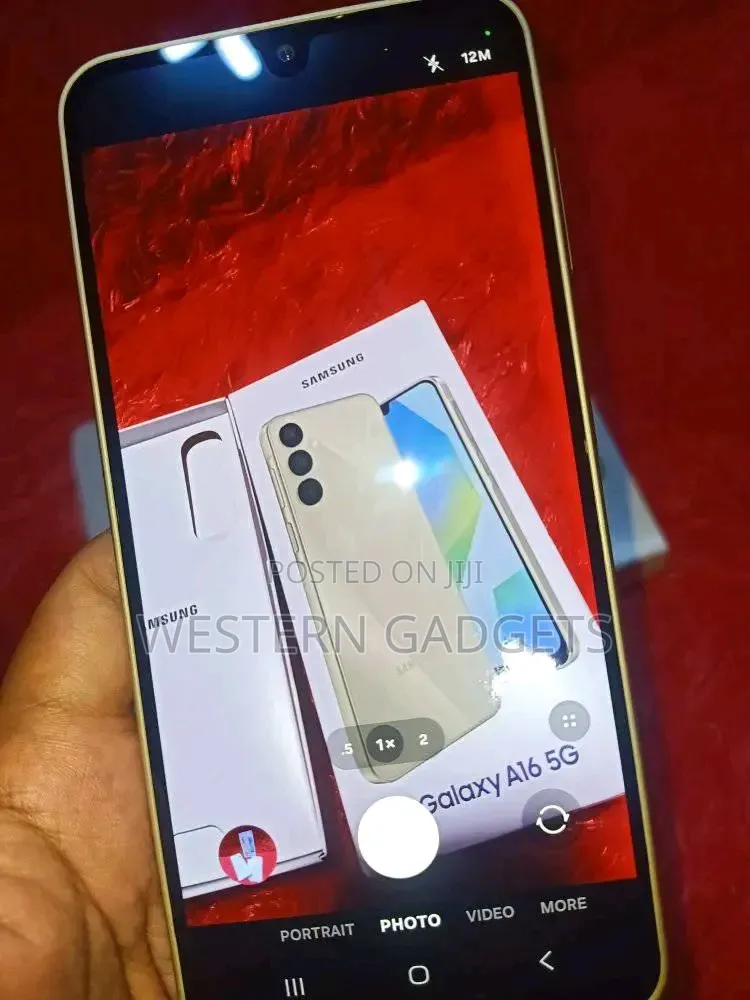 New Samsung Galaxy A16 256 GB Gold