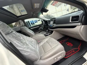Toyota Highlander 2019 White