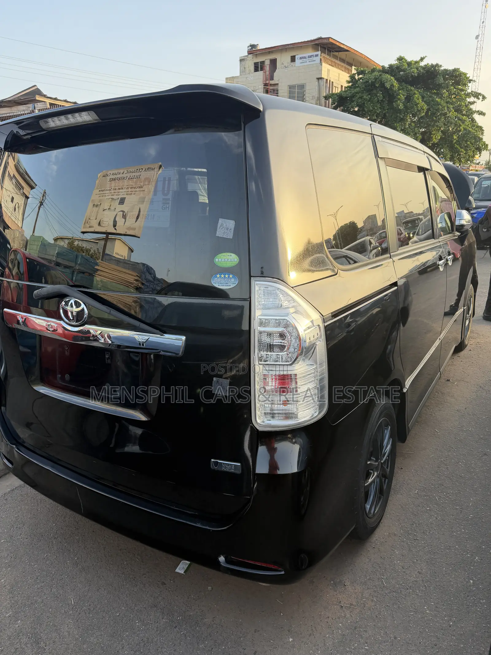 Toyota Voxy 2013 Black