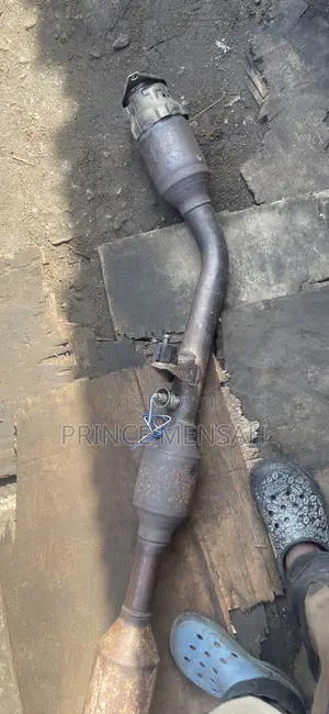Toyota Voxy Home Used Original Converter
