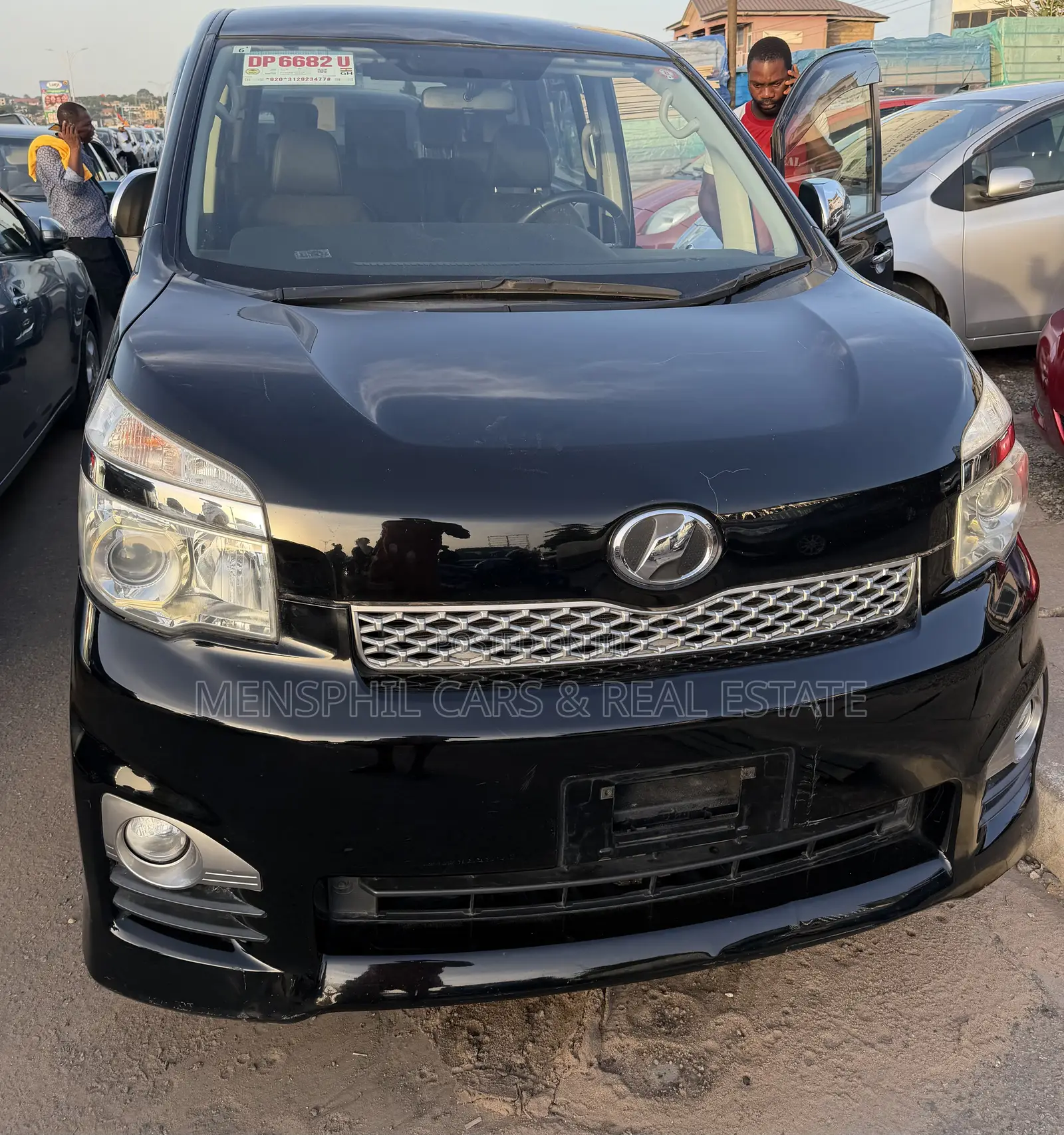 Toyota Voxy 2013 Black