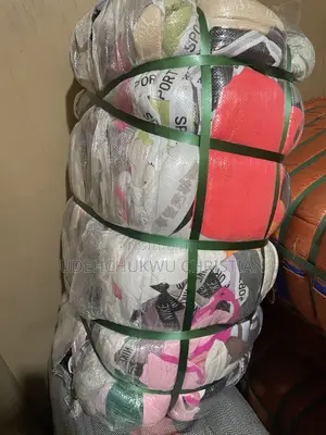 Secondhand Clothings in Bales