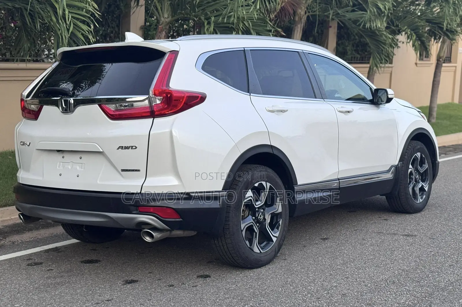 Honda CR-V Touring AWD 2019 White