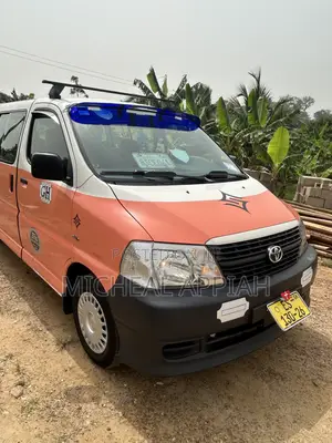 Toyota HiAce 2008 White