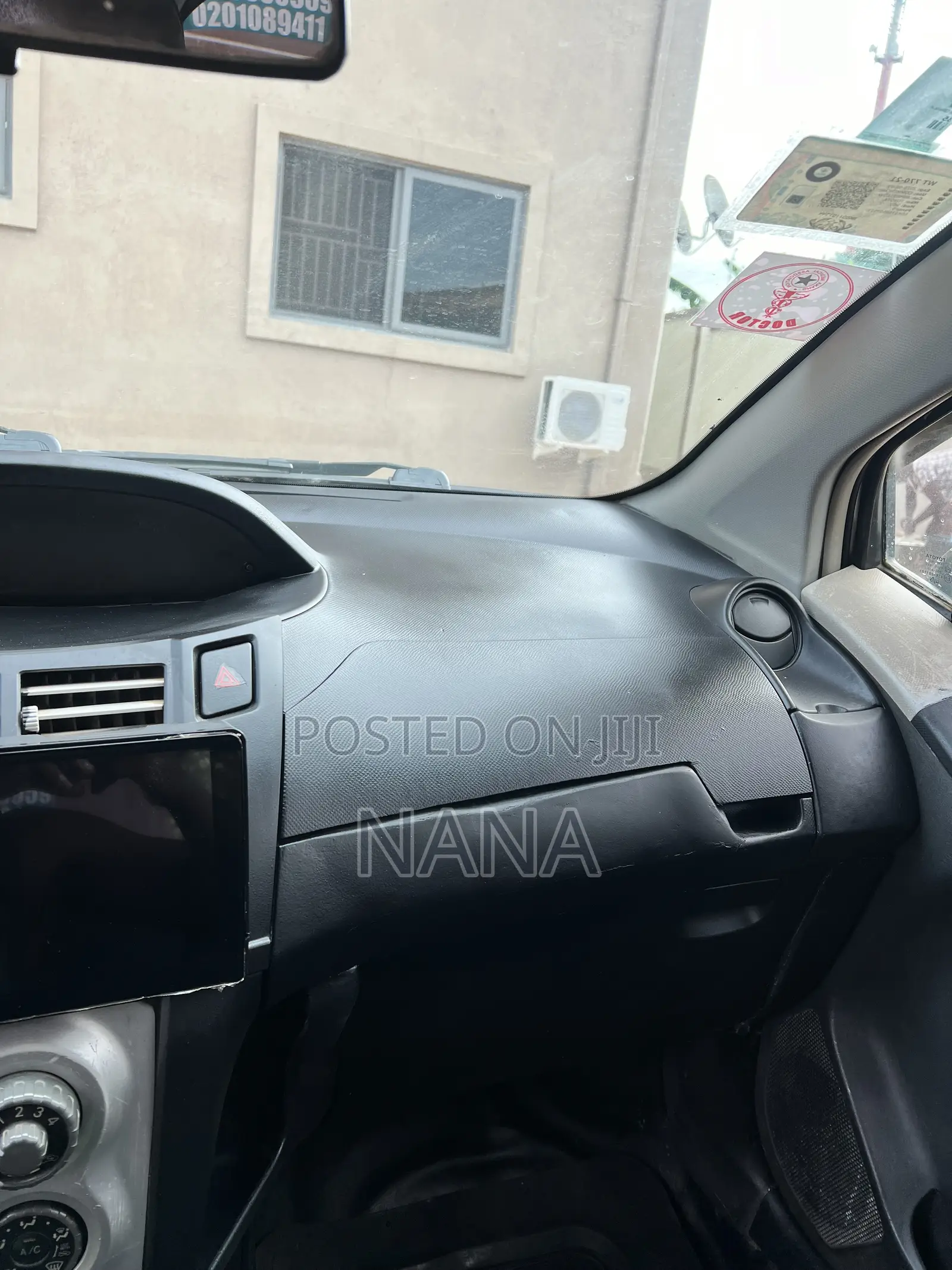 Toyota Vitz 2009 Gray