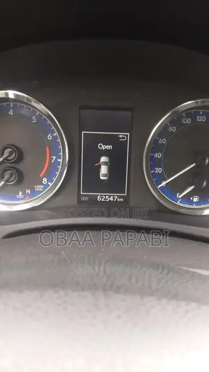 Toyota Corolla 2019 White