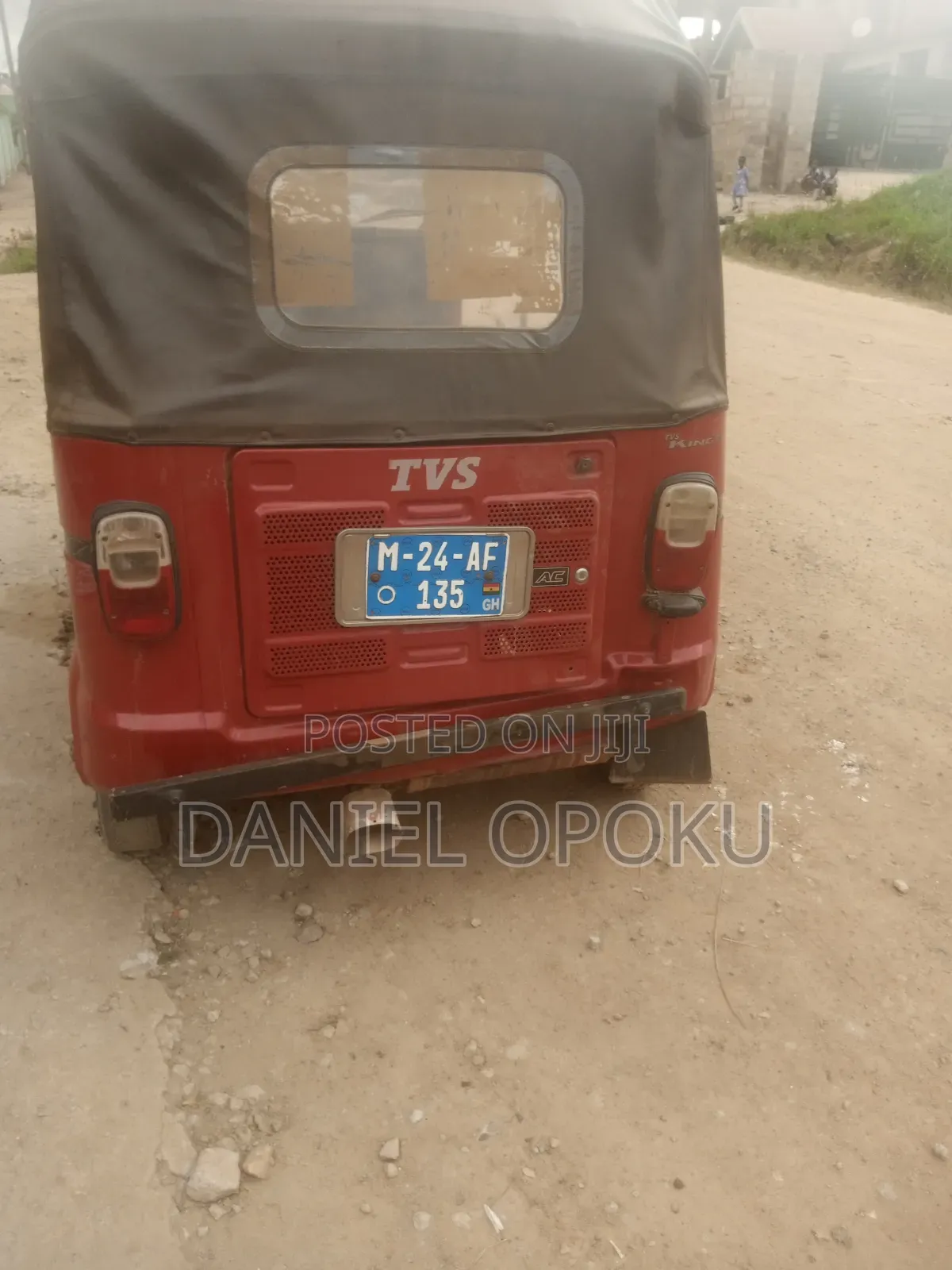 TVS HLX 125 2024 Red