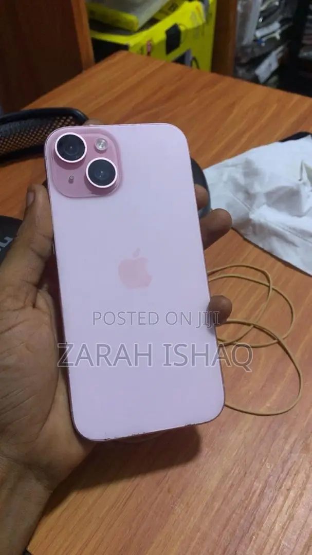Apple iPhone 15 128 GB Pink