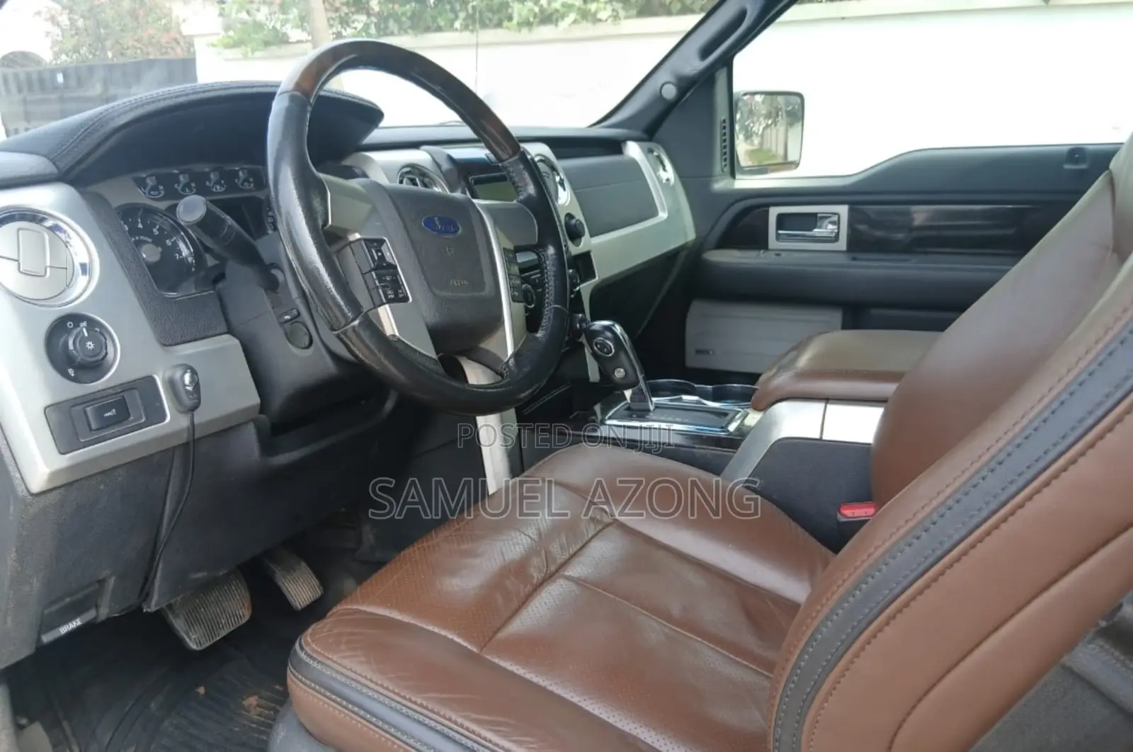 Ford F-150 Platinum 4dr SuperCrew 4WD 5.5 ft. SB (5.0L 8cyl 6A) 2014