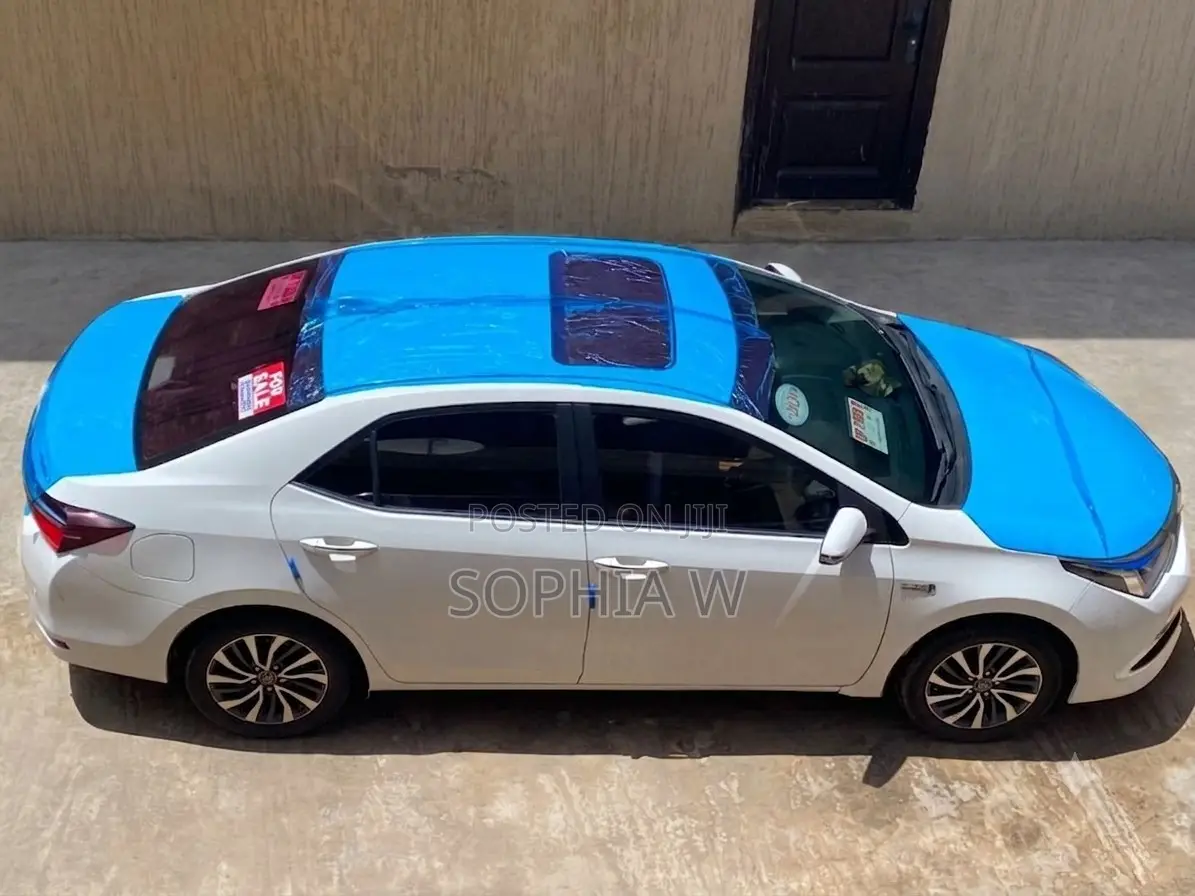 Toyota Corolla 2019 White