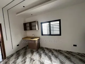4bdrm House in Lakeside Estate for sale
