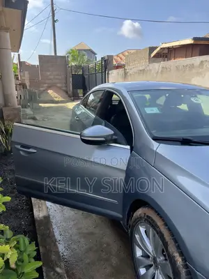 Volkswagen CC 2.0 Luxury 2011 Gray
