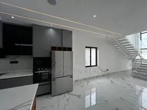 4bdrm House in Ashaley Botwe, Little Roses Area for sale