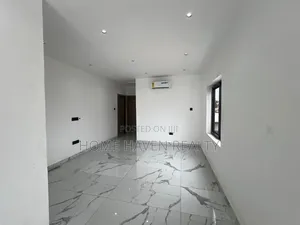 4bdrm House in Ashaley Botwe, Little Roses Area for sale