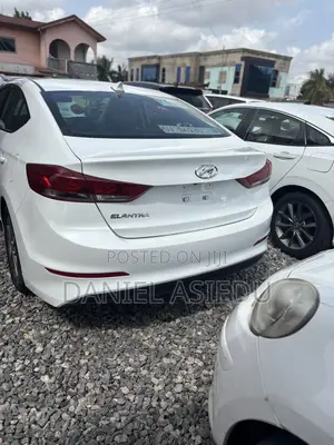 Hyundai Elantra SE 2018 White