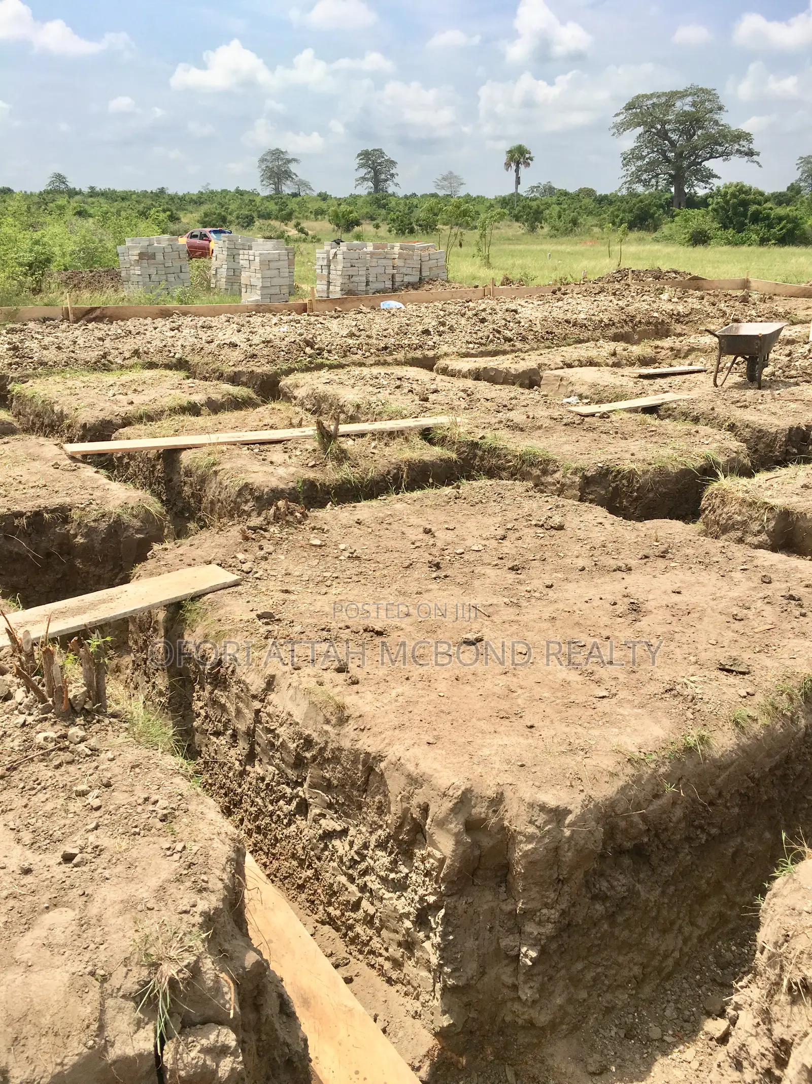 Genuine Lands for Sale - Afienya Land in a Residential Community .; 