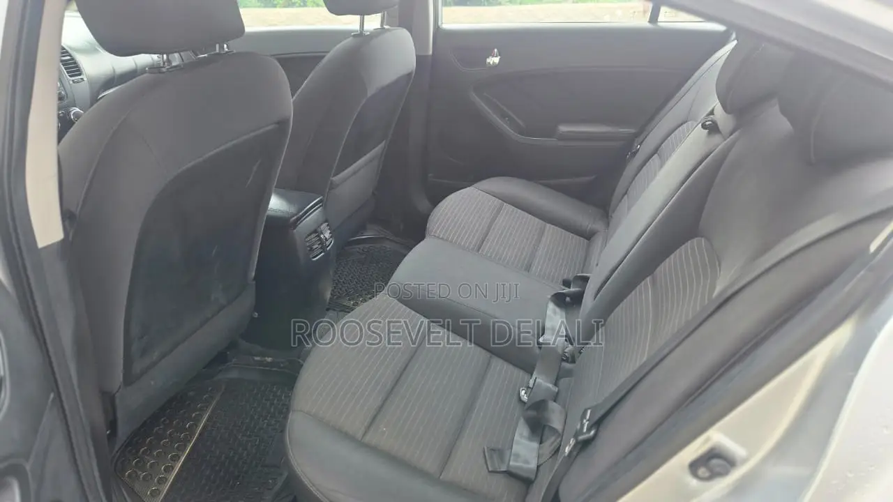 Kia Cerato 2016 Silver