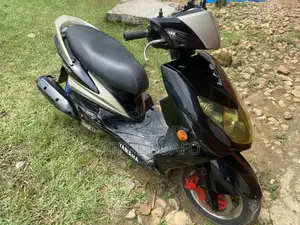 Yamaha 2020 Black