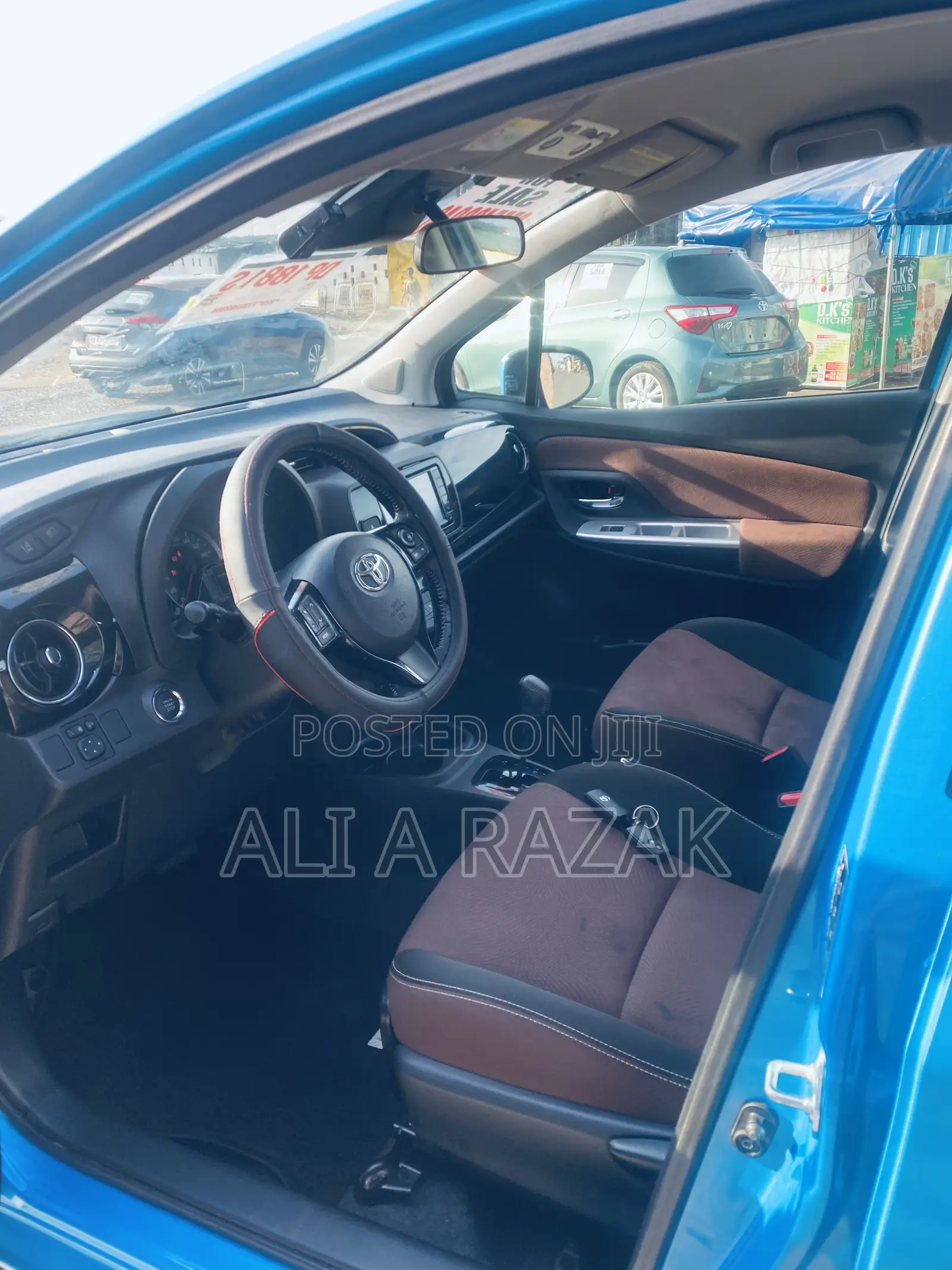Toyota Vitz 1.3 AWD 5dr 2017 Blue