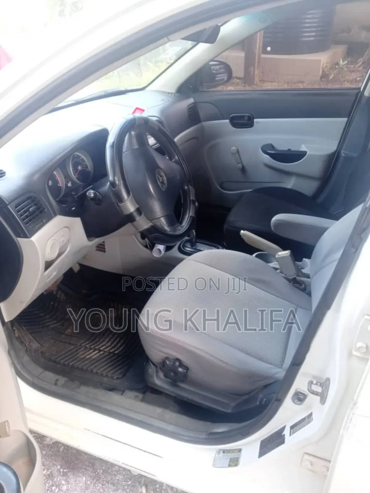 Hyundai Accent 2012 White