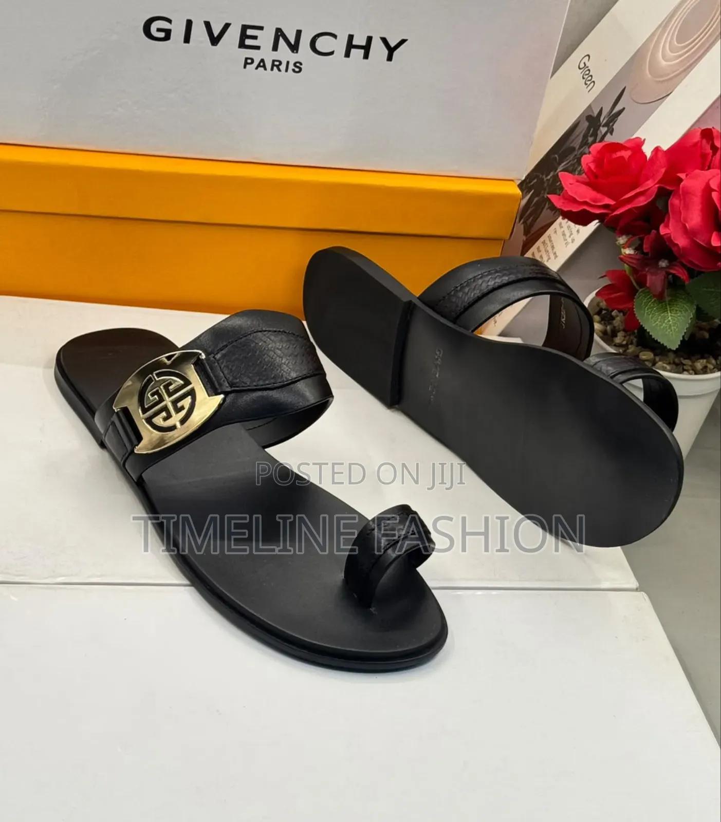 Givenchy Men's Black Durable Leather Slippers