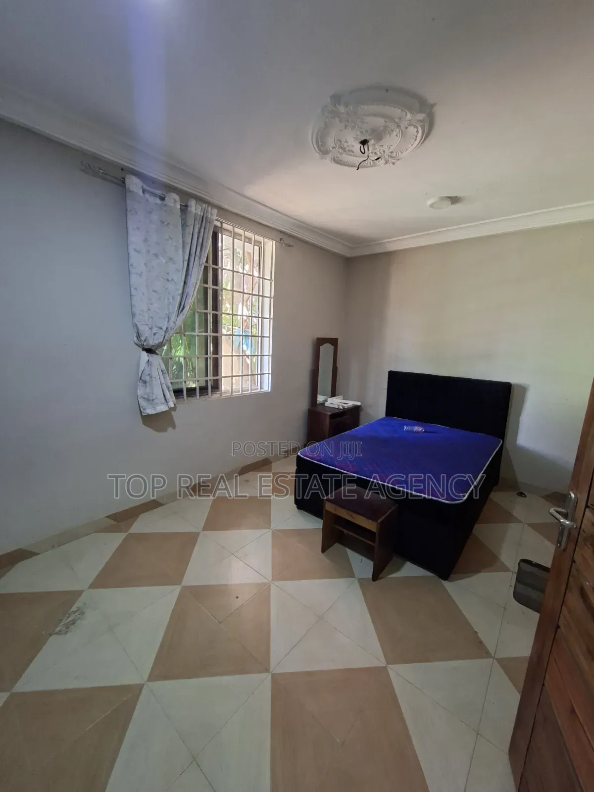 1bdrm Apartment in Ashogman Melcome, Ga East Municipal for rent