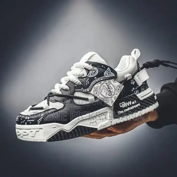 New Men's 2026 Trendy Board Shoes-Black and White