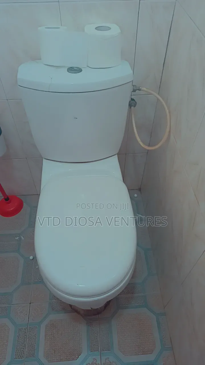 1bdrm Room & Parlour in Dansoman, Market for rent