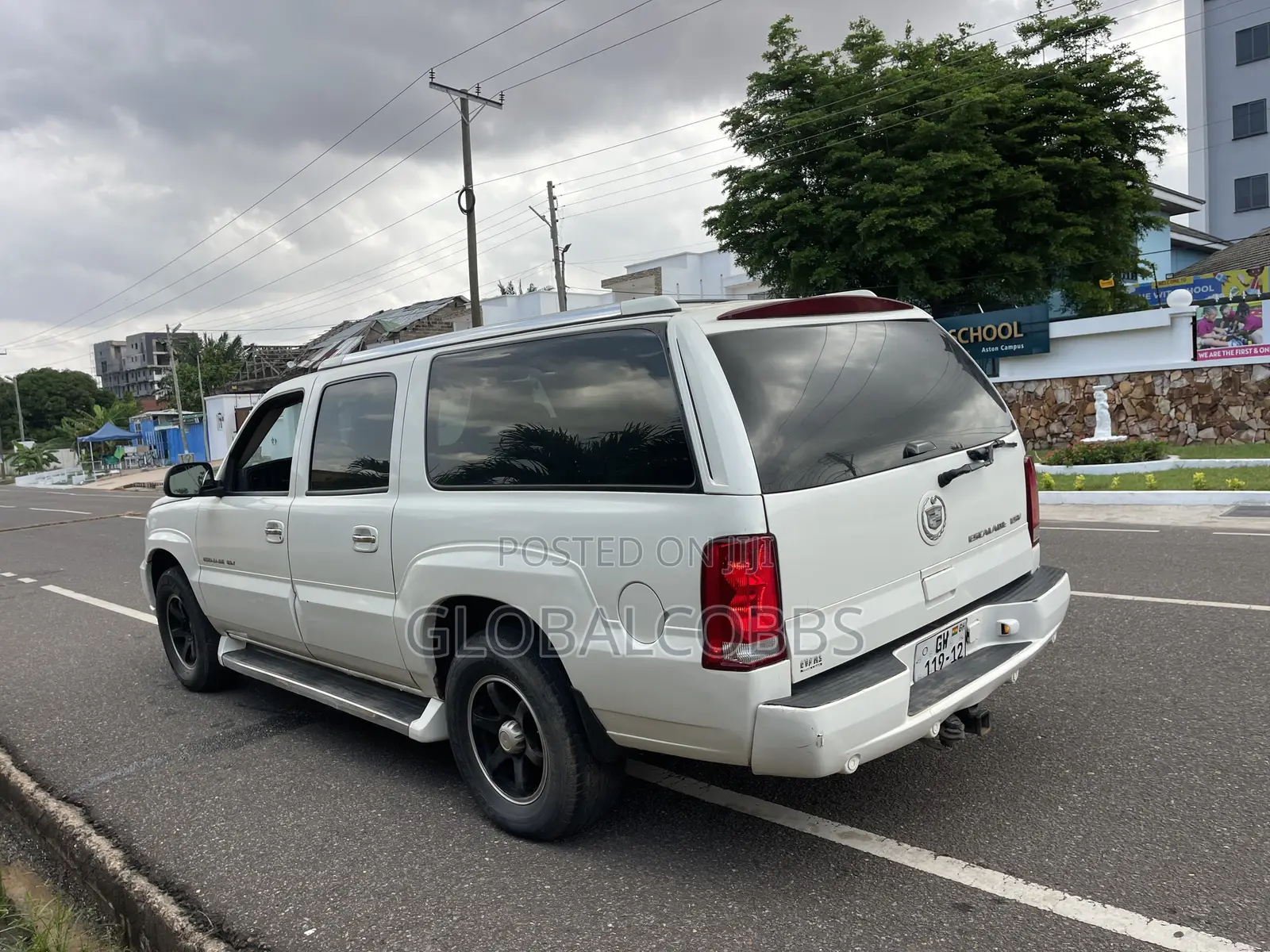 Cadillac Escalade 2012 White