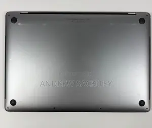 Laptop Apple MacBook Pro 2017 16GB Intel Core i7 SSD 250GB