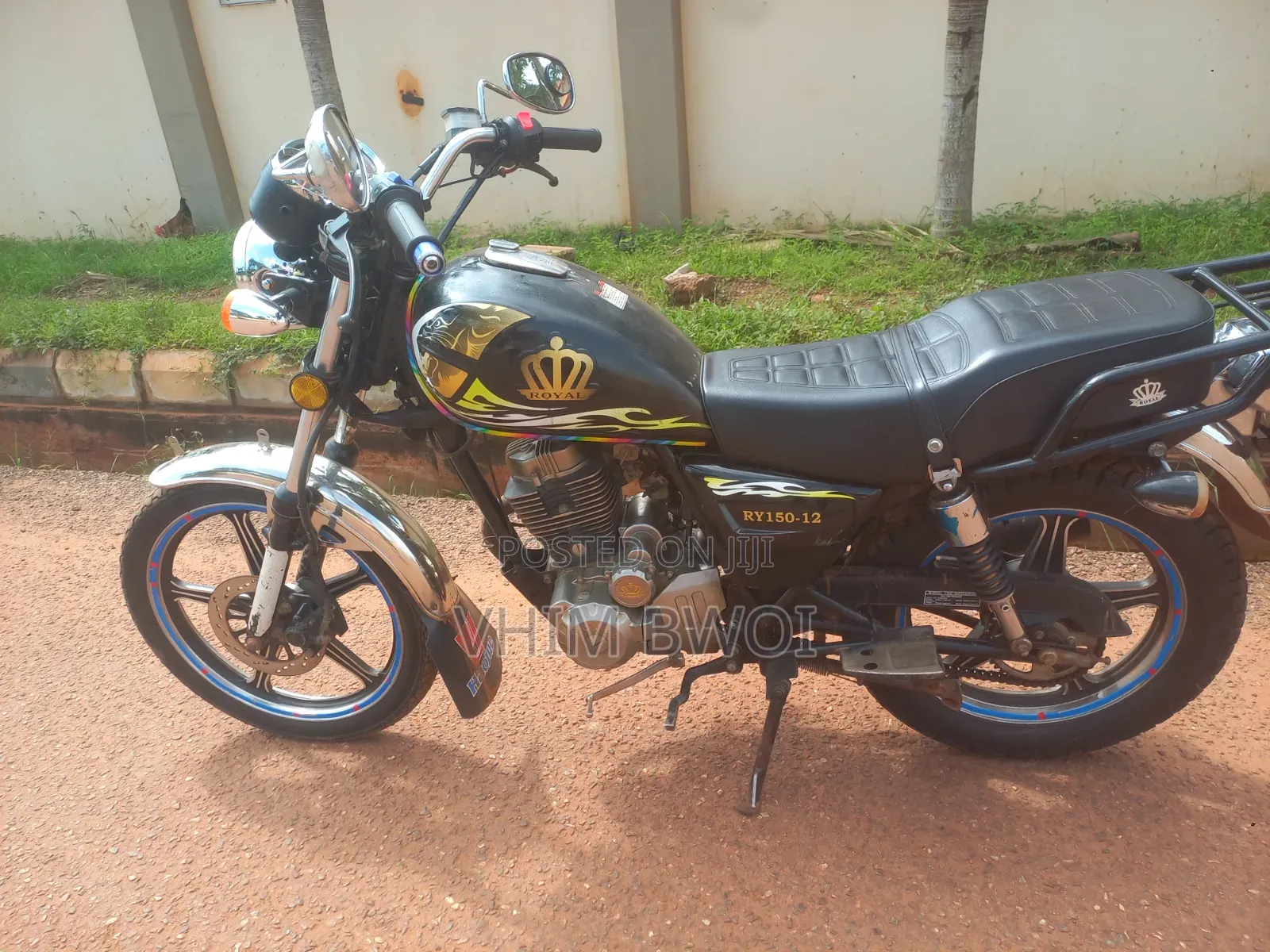 Royal Motorcycle 2024 Black