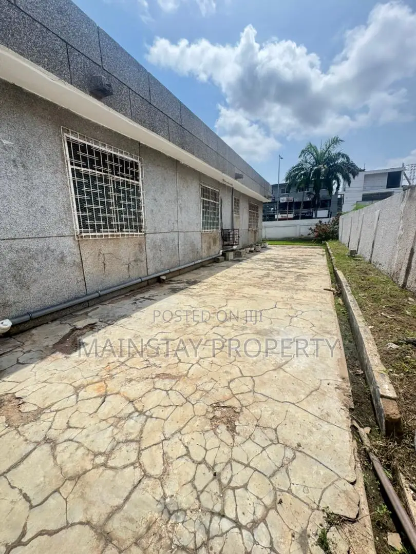 6bdrm House in Mainstay Estates, Dzorwulu for rent