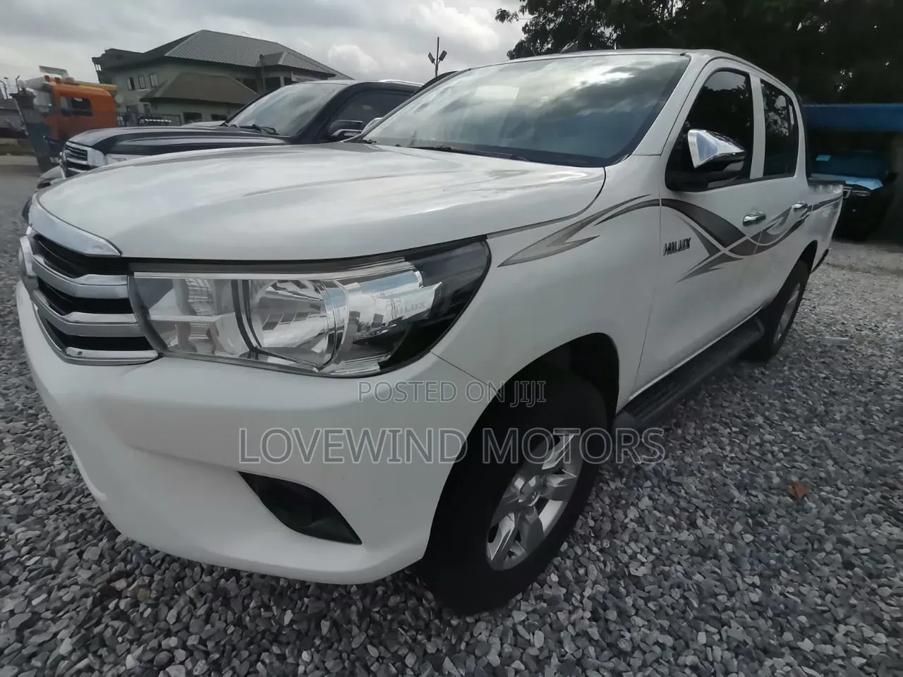Toyota Hilux Revo Double Cab Deisel 2.4 AWD 2019 White