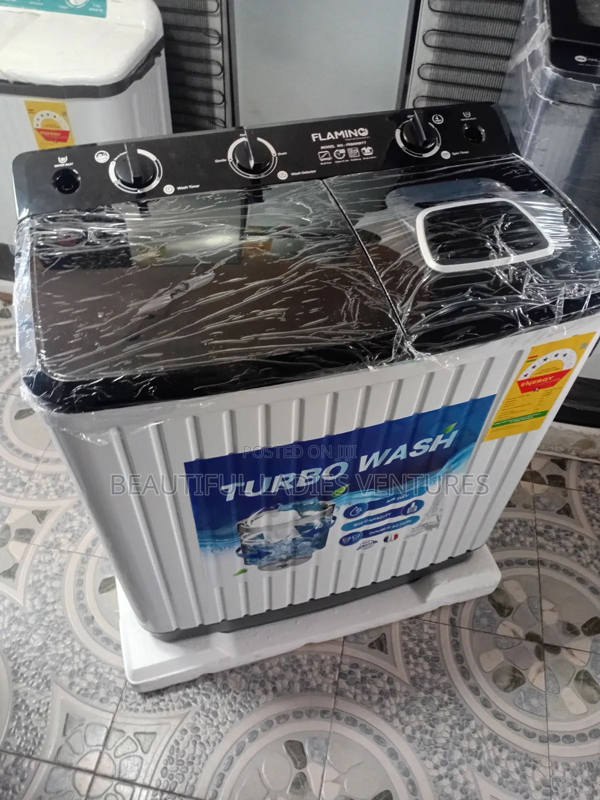 Heavy-Duty Laundry Machine for Daily Use