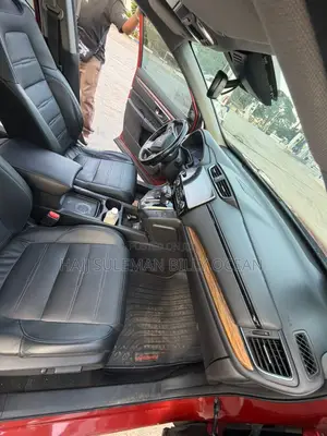 Honda CR-V 2019 Red