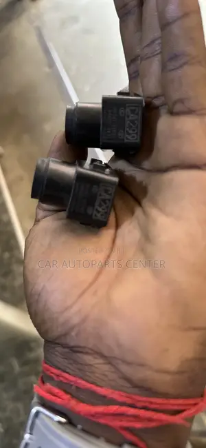 Toyota Tundra 2022-24 Parking Sensors