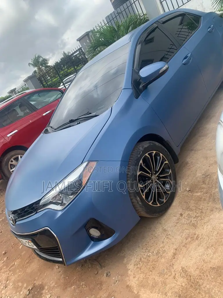 Toyota Corolla 2016 Blue