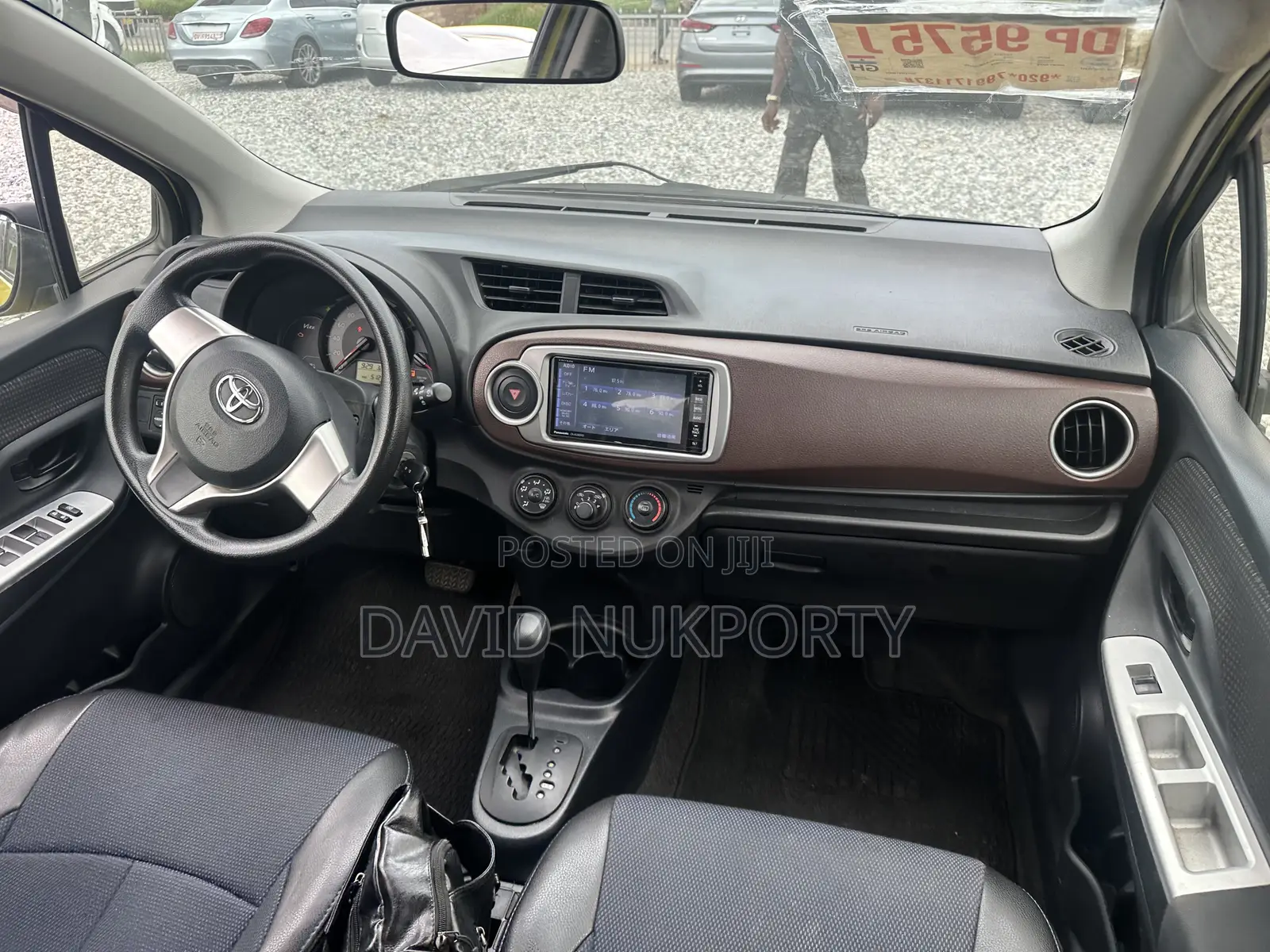 Toyota Vitz 2015 Yellow