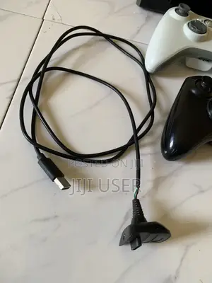 Xbox 360 (Slim)