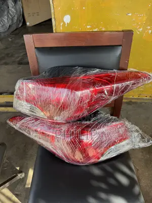 Elantra 2012 Tail Light Pair