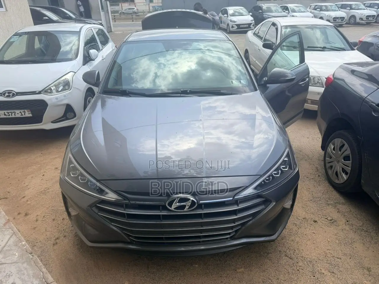 Hyundai Elantra Limited 2020 Gray