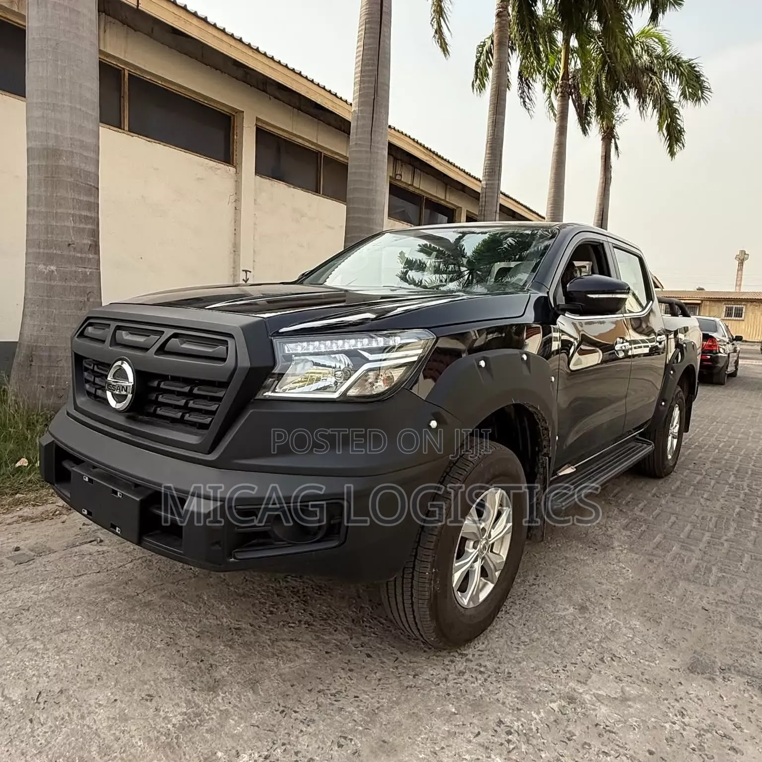 New Nissan Pick-Up 2025 Black