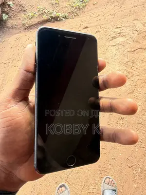Apple iPhone 7 Plus 32 GB Black