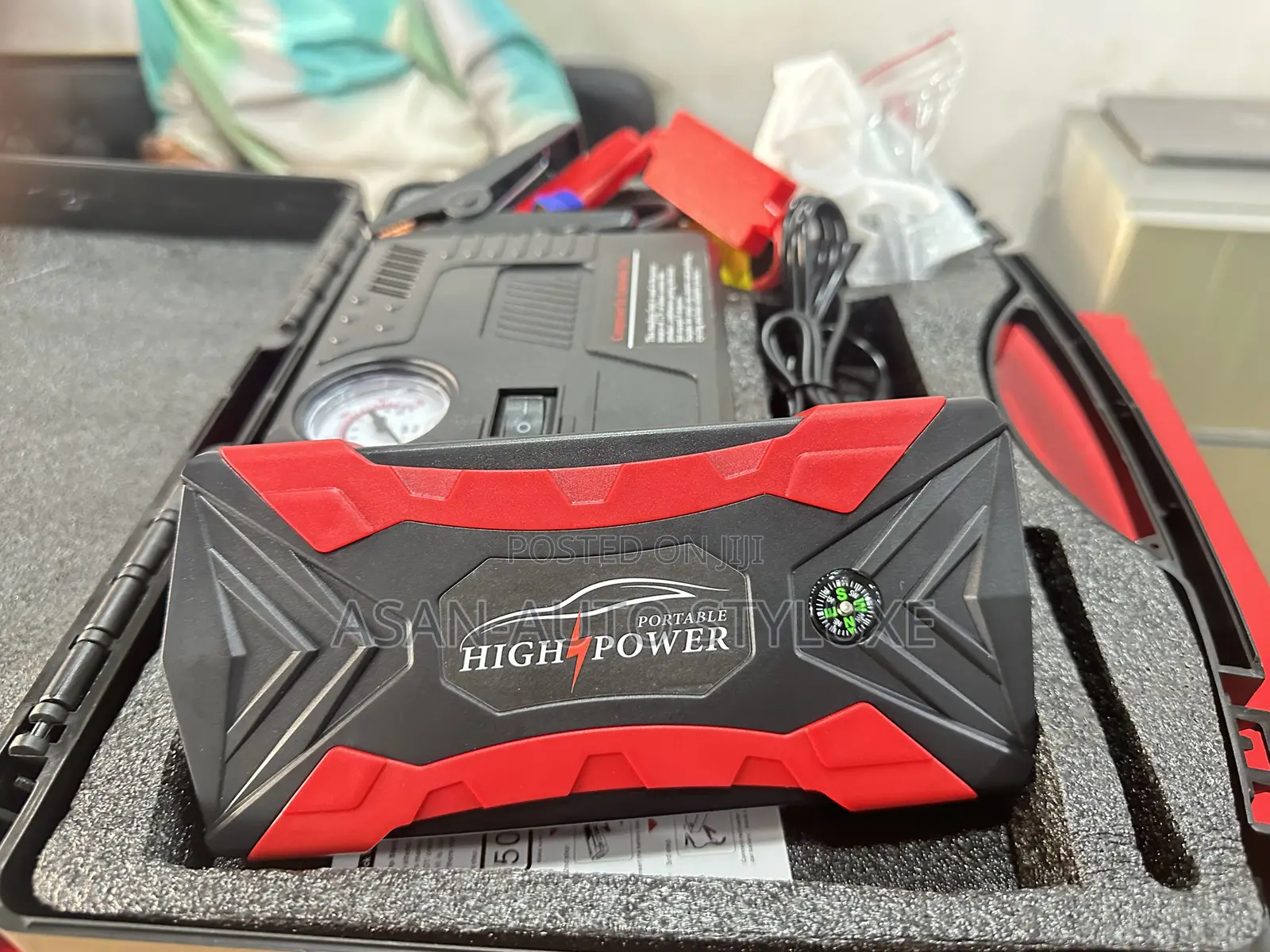 High Power Multi-Function Car Jump Starter Tyre Inflator