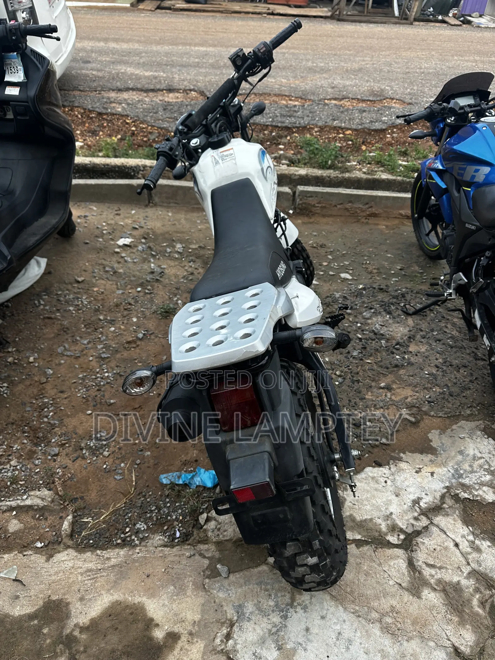Hyosung GT250R 2022 White
