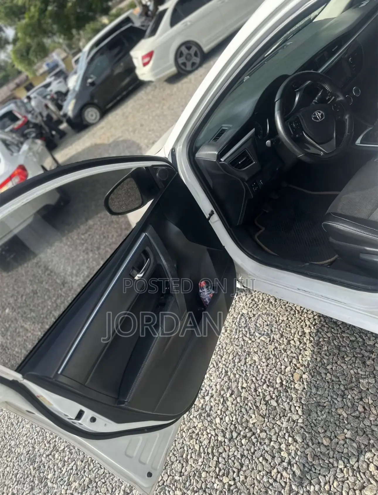 Toyota Corolla 2015 White