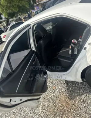 Toyota Corolla 2015 White