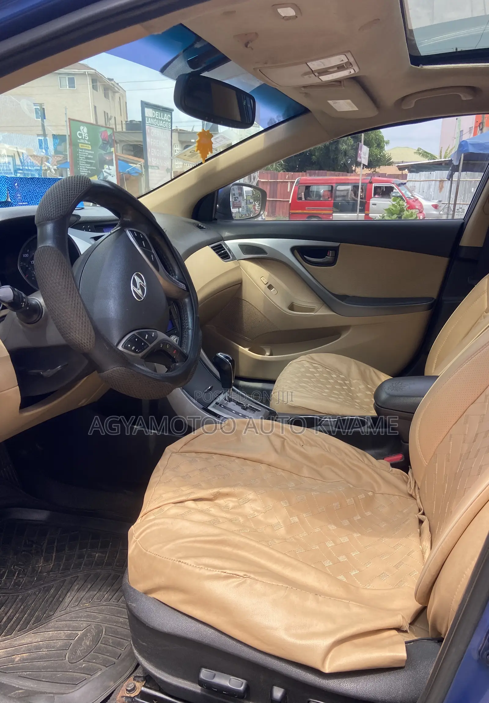 Hyundai Elantra Limited Sedan FWD (1.8L 4cyl 6A) 2013 Blue