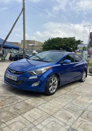 Hyundai Elantra Limited Sedan FWD (1.8L 4cyl 6A) 2013 Blue